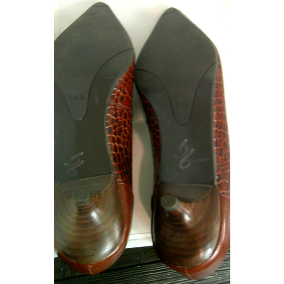Talbots Women's Kitten Heel Reptile Brown Leather Pumps Pointed Toe 5 1/2 - Picture 7 of 7